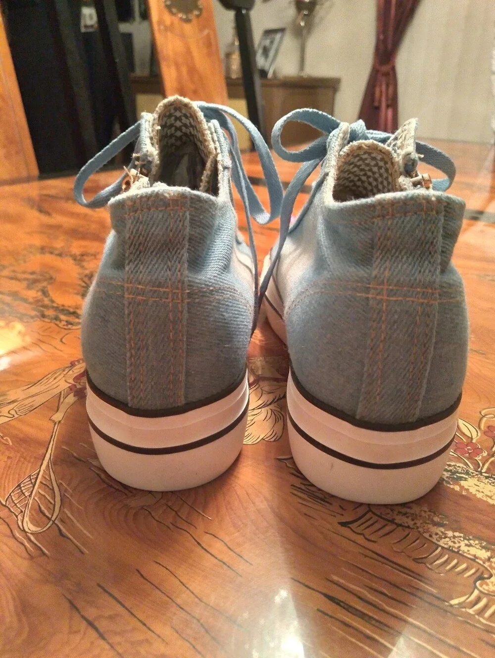 NWOB Women's Platform Denim Zippered Front Lace Sneakers Shoes Sz 7